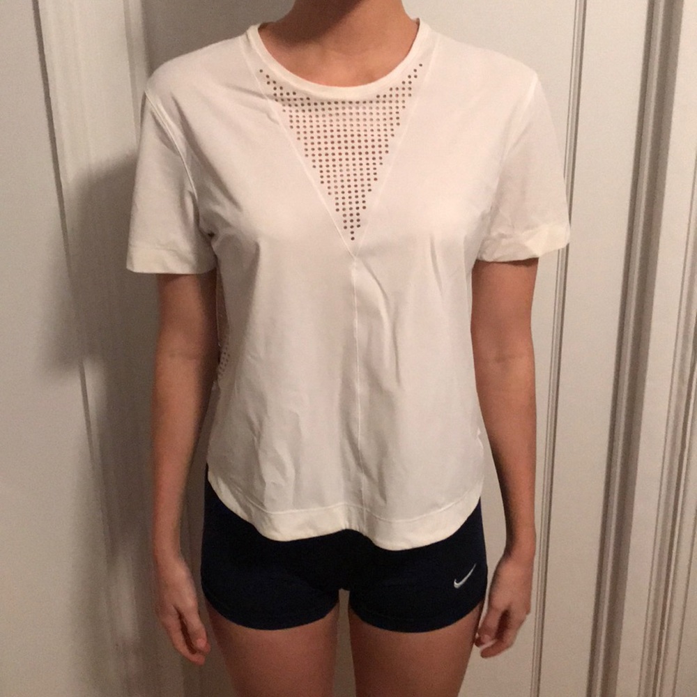 Lulu lemon work out top.